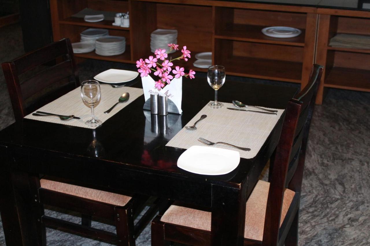 Kyriad Hotel Gulbarga By Othpl Kalaburagi Luaran gambar